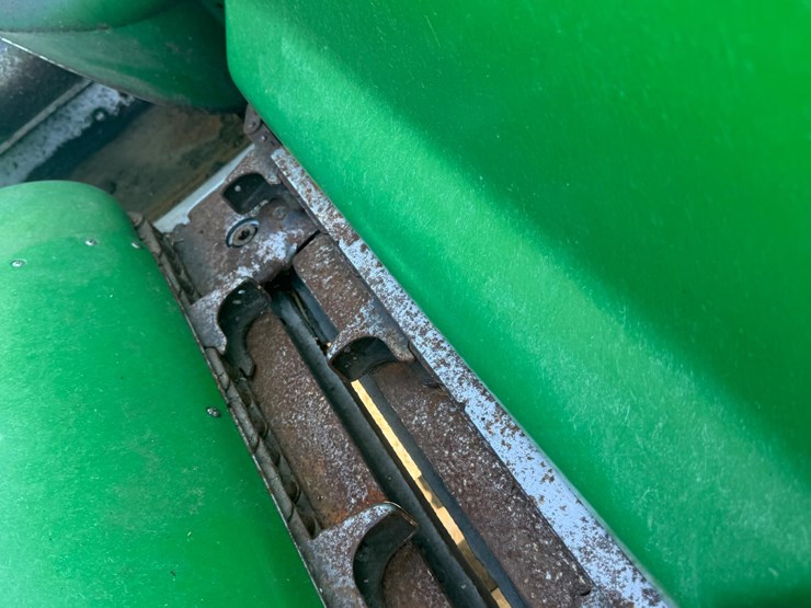 2014-john-deere-612c-image-12