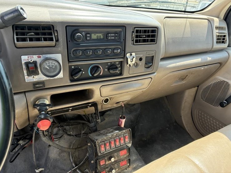 2003-ford-f450-image-22