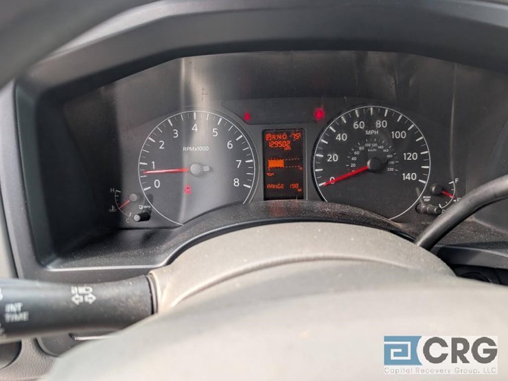 2013-nissan-nv3500-image-6