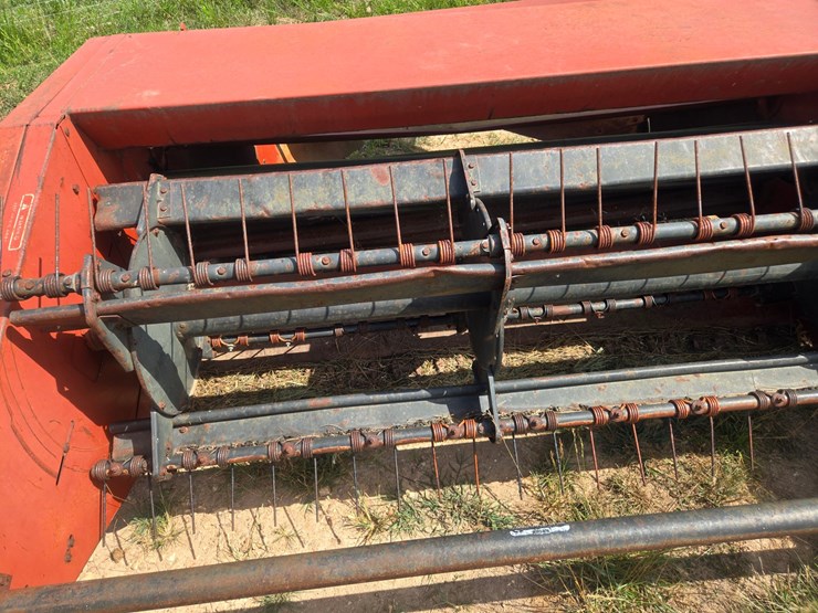 hesston-1110-image-34