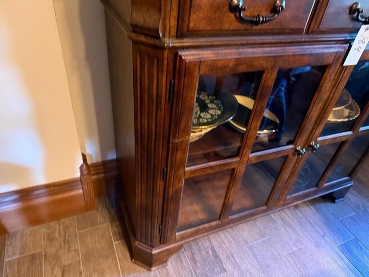 dinette-cabinet-image-3