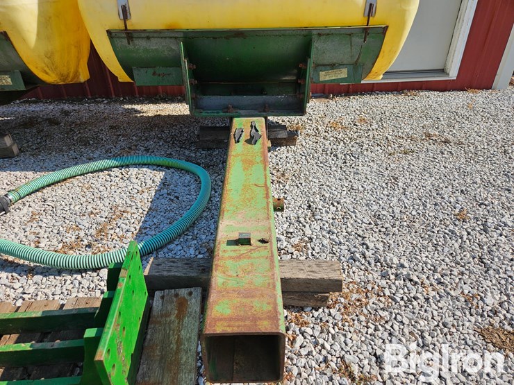john-deere-8400-image-12