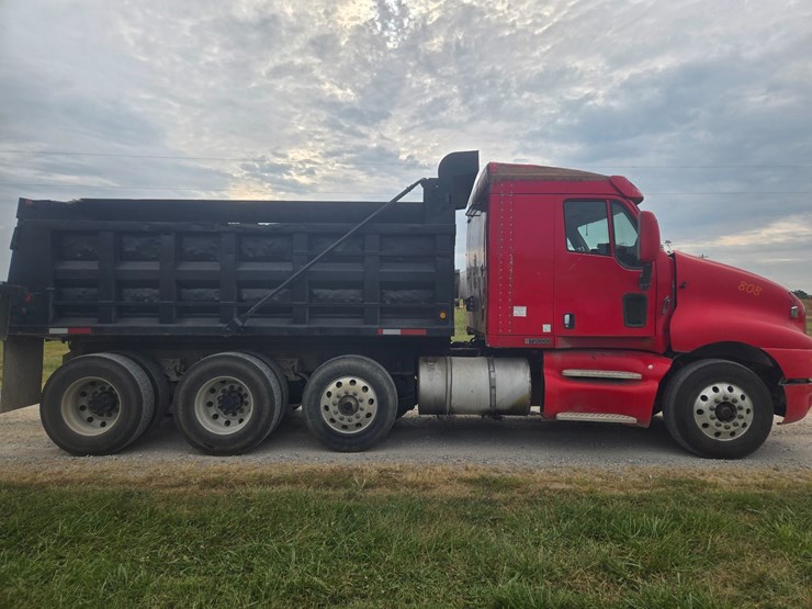 2007-kenworth-t2000-image-18
