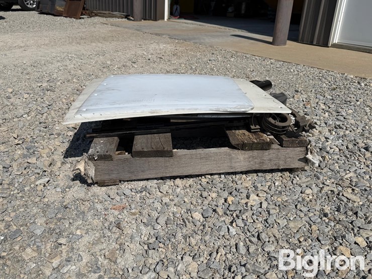 mudflap-brackets-and-parts-image-6