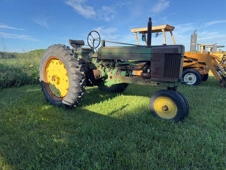 john-deere-50-image-1
