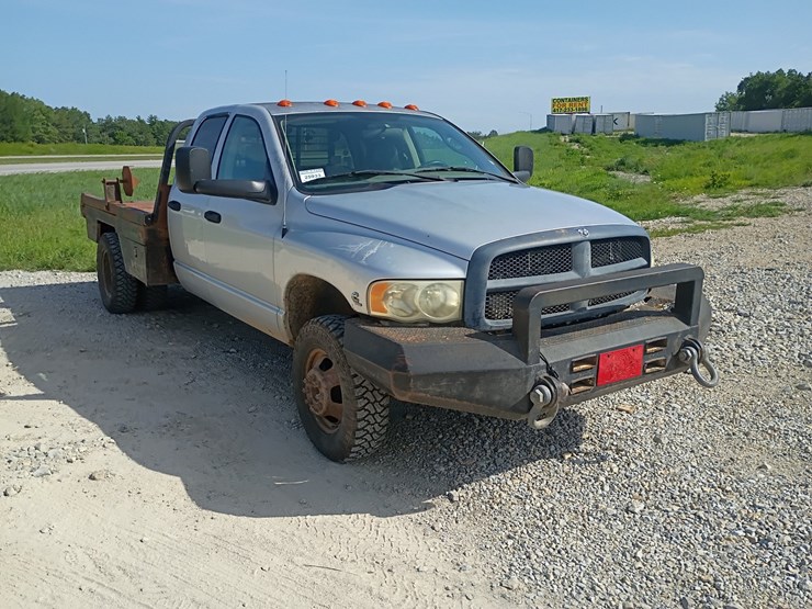 2003-dodge-ram-3500-image-13