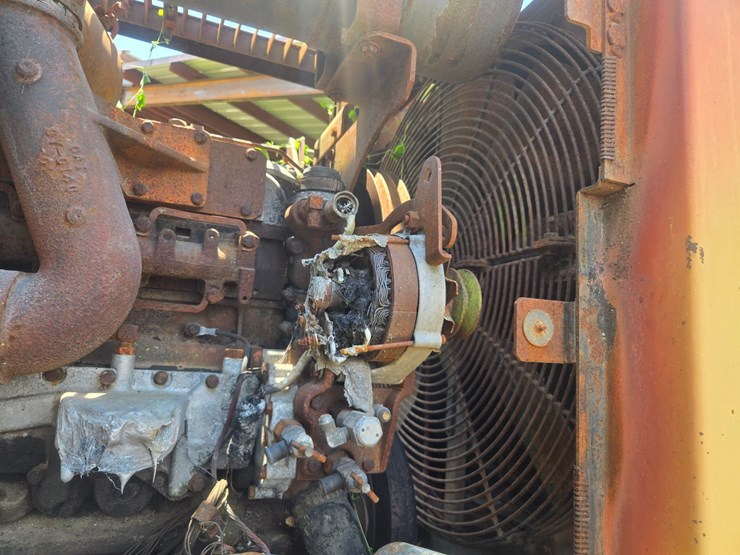 caterpillar-it38f-image-17