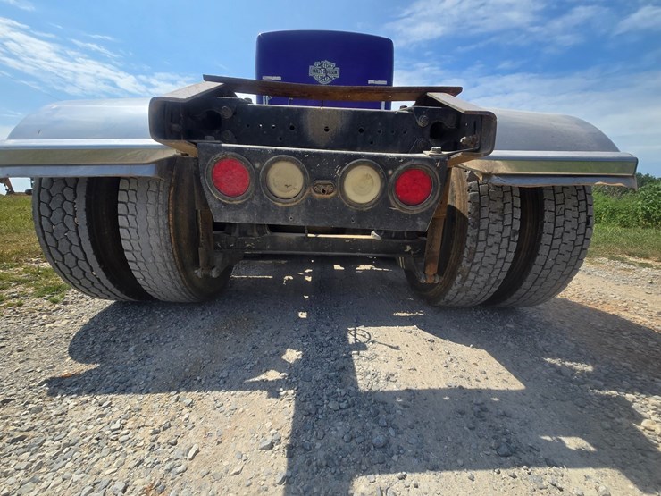 2006-kenworth-w900-image-88