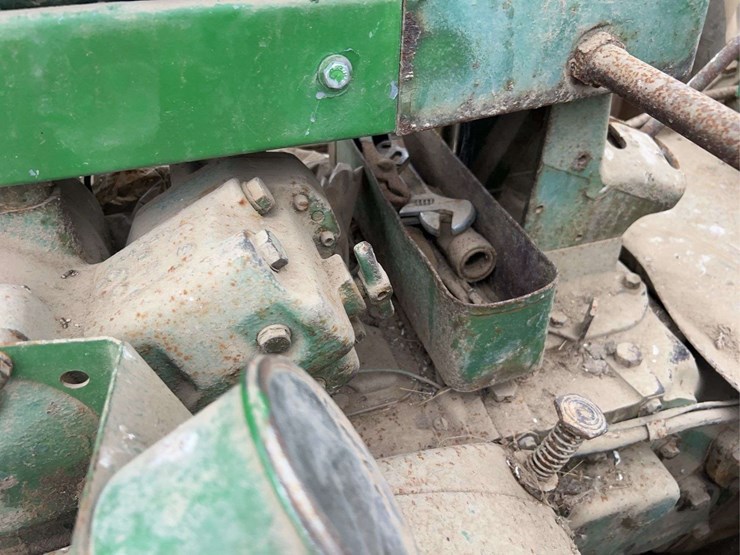 john-deere-70-image-62