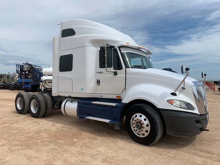 2014-international-prostar-image-6