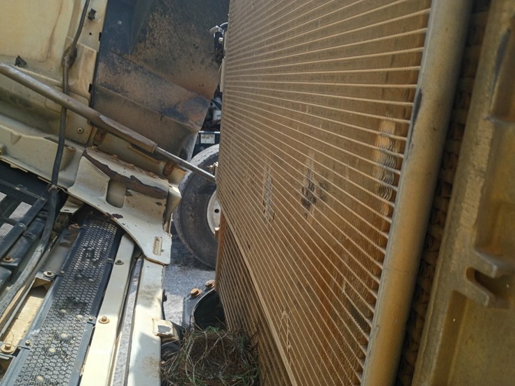 2008-sterling-l9500-image-26