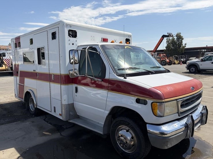 2000-ford-e350-image-2
