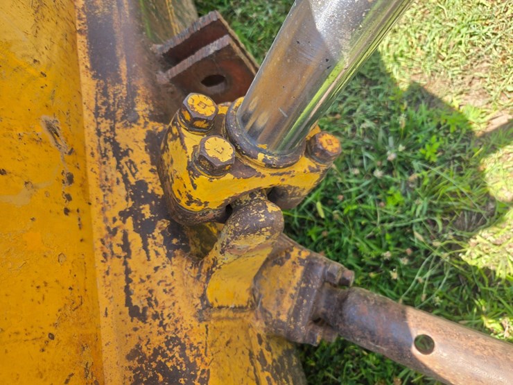 caterpillar-d5-image-83