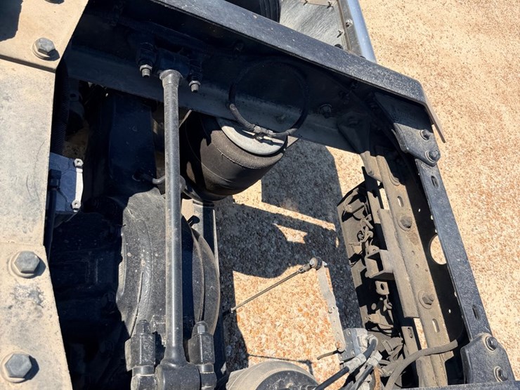 2010-kenworth-t800-image-50