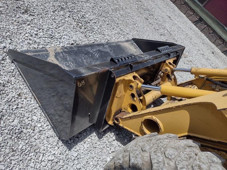 john-deere-250-image-14
