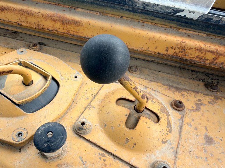 1992-caterpillar-d8n-image-37