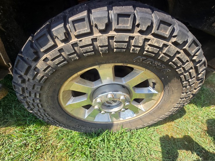 2010-ford-f350-image-48