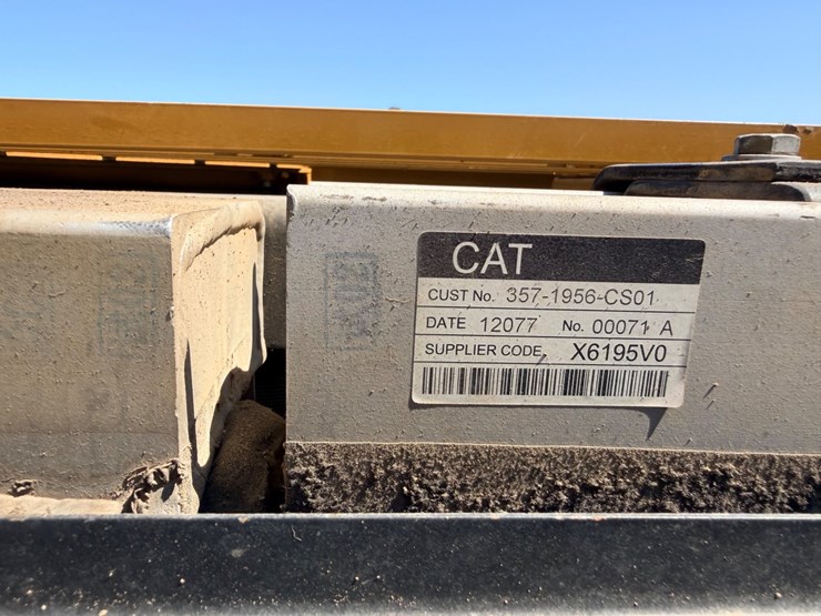 2010-caterpillar-328d-image-24