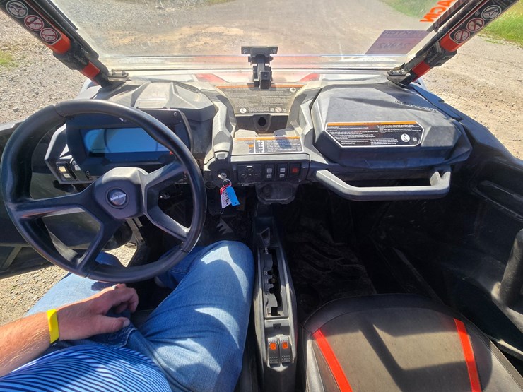 #24985-•-2021-can-am-1000-side-by-side-image-30