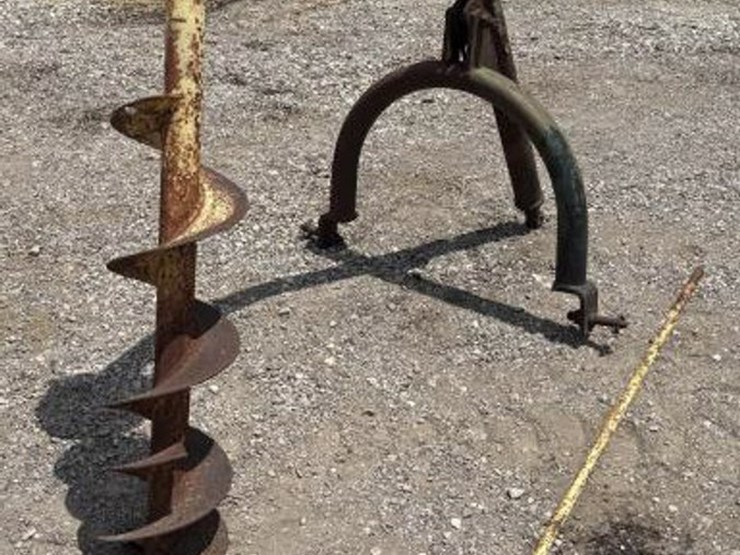#198-•-3-pt-post-hole-digger---no-pto-shaft-image-1