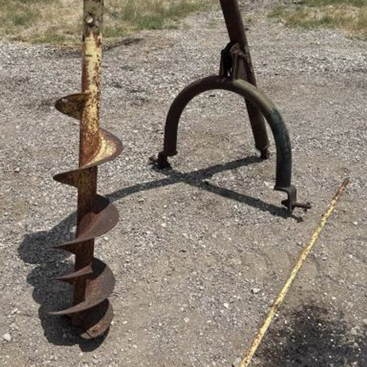 #198 • 3-Pt Post Hole Digger - No PTO Shaft