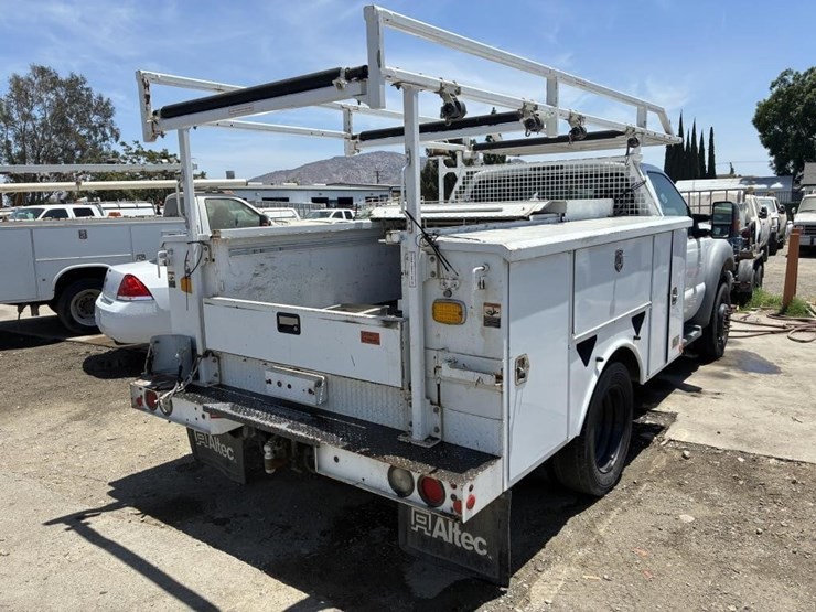 2016-ford-f450-image-3