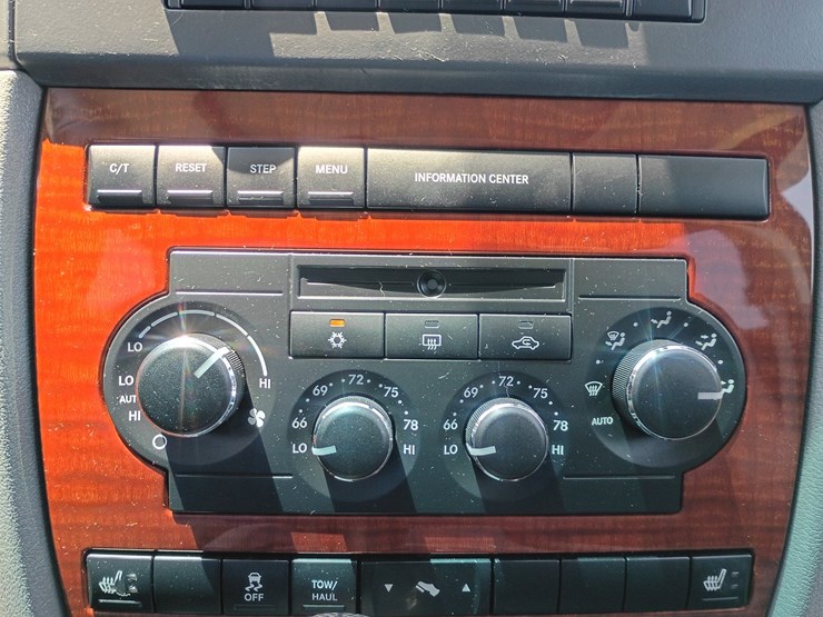 2007-jeep-grand-cherokee-image-41