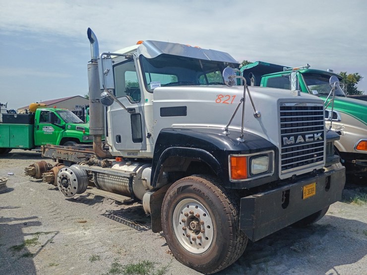2007-mack-chn613-image-12
