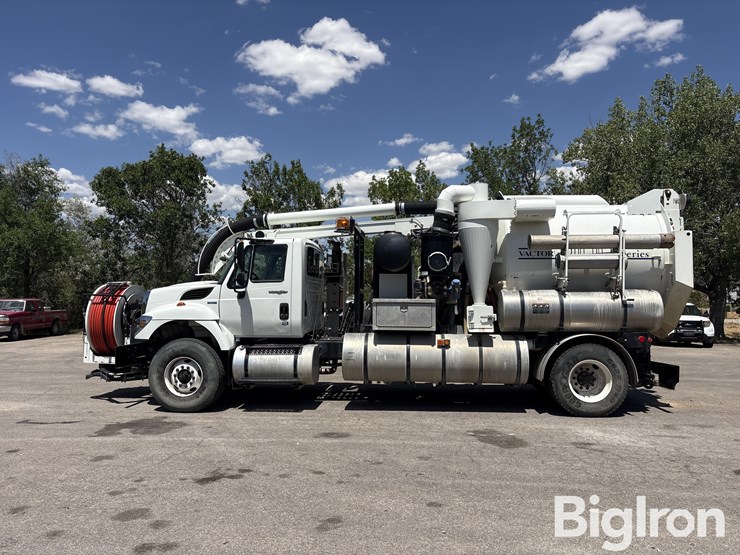 2009-international-workstar-7400-image-8
