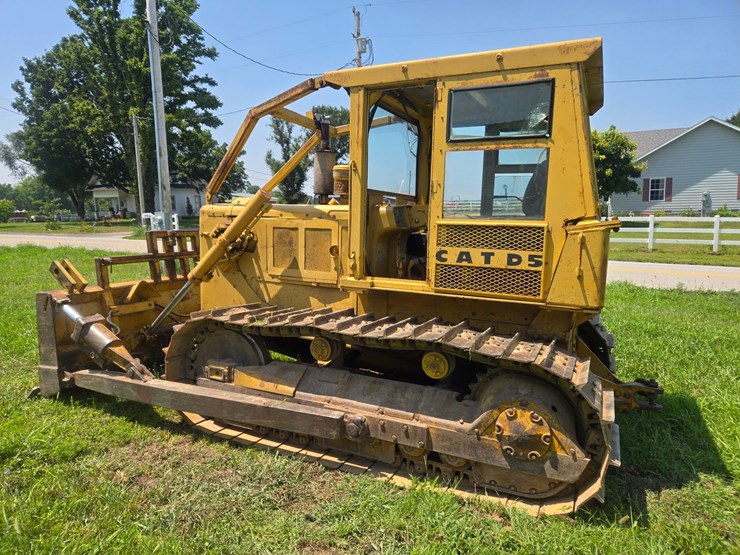 caterpillar-d5-image-7