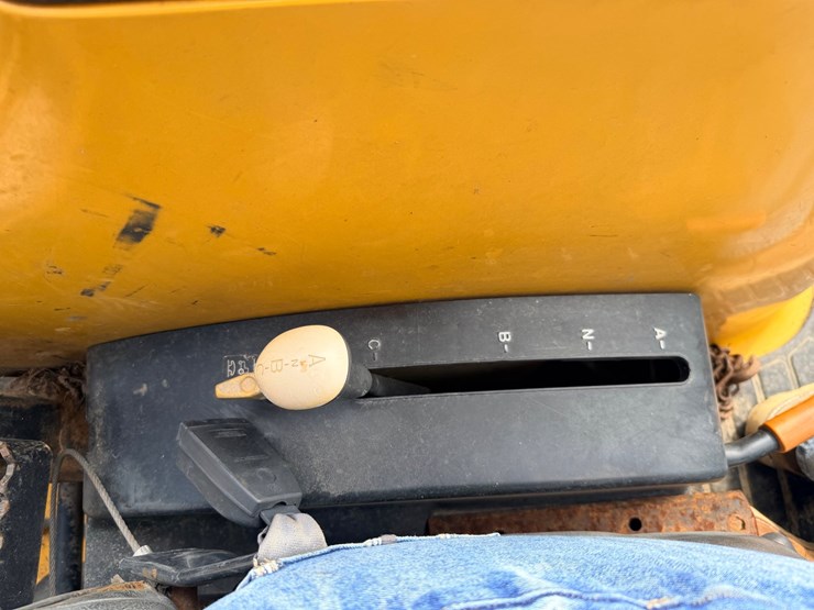 2007-john-deere-110-image-37