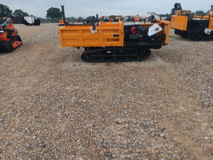 #l75-017-•-2026-future-j1500-crawler-dumper-image-1