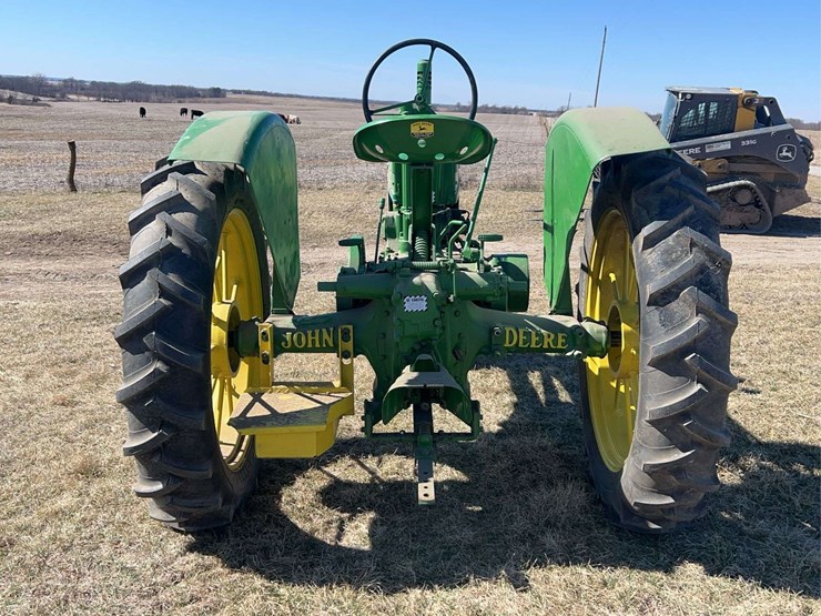 john-deere-model-b-image-4