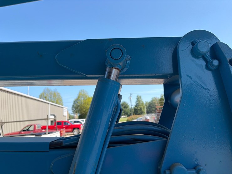#201-•-2000-genie-z45/25-articulating-boom-lift-image-22