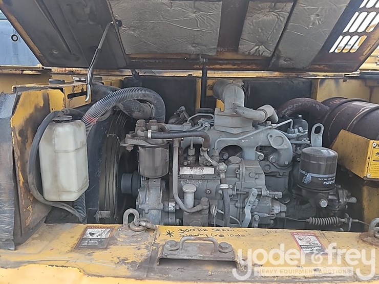 2005-deere-80c-image-32