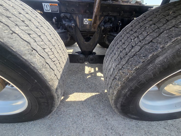 2019-kenworth-t680-image-84