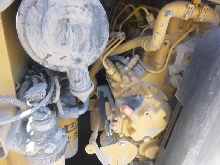 2012-caterpillar-226b3-image-11
