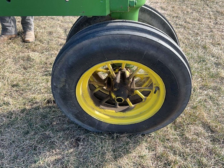 john-deere-model-a-image-19