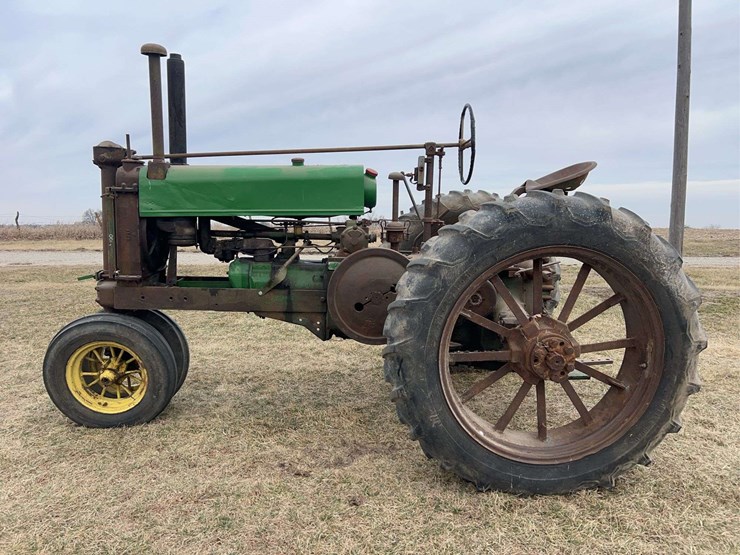 john-deere-model-a-image-2