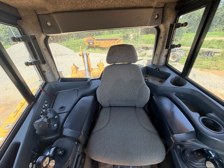 2017-deere-950k-image-39