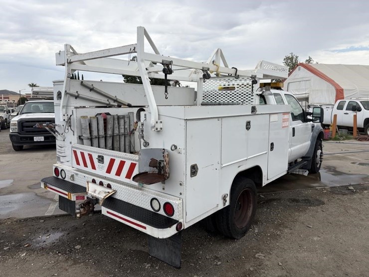 2010-ford-f450-image-3