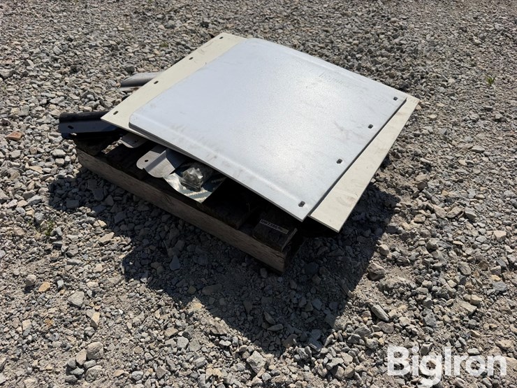 mudflap-brackets-and-parts-image-1