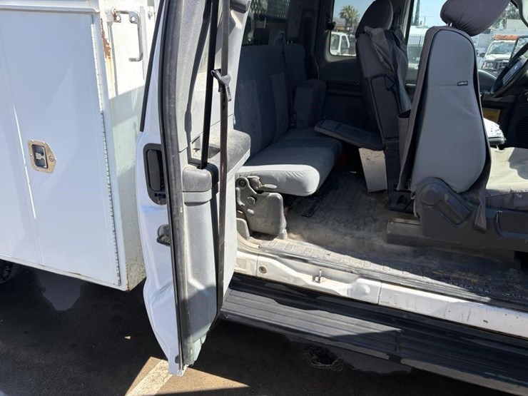 2015-ford-f450-image-12