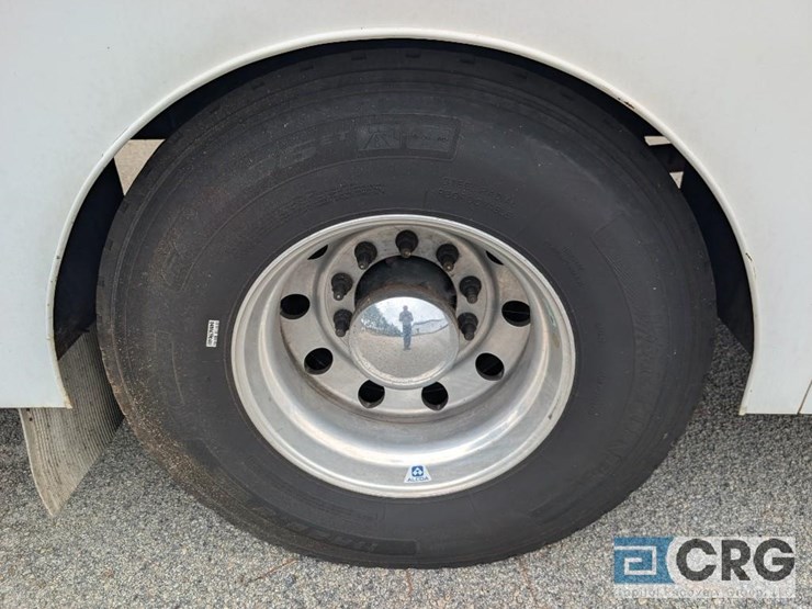 2016-ford-f750-image-26