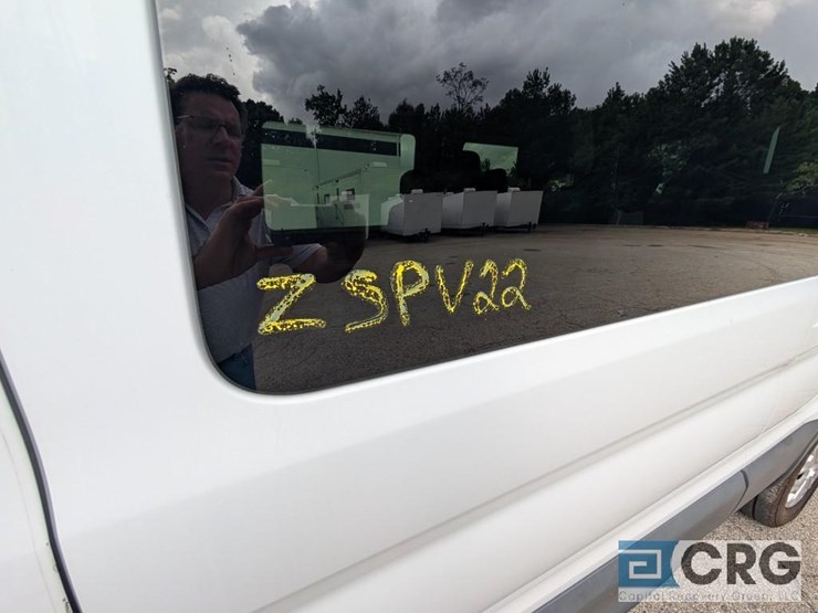 2016-ford-transit-image-28