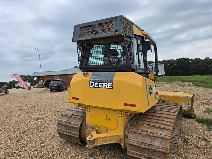 2015-deere-700k-image-10