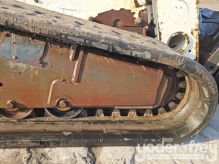 2015-bobcat-t750-image-10
