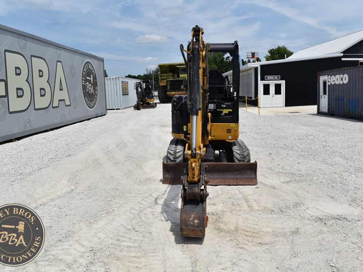 2023-caterpillar-303cr-image-8