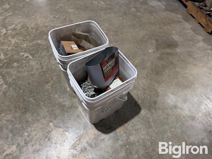 bucket-of-bolts-image-6