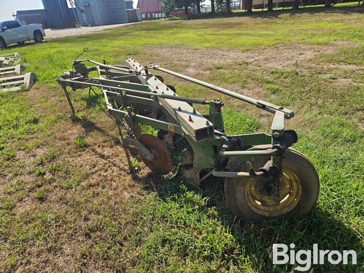john-deere-5-image-4